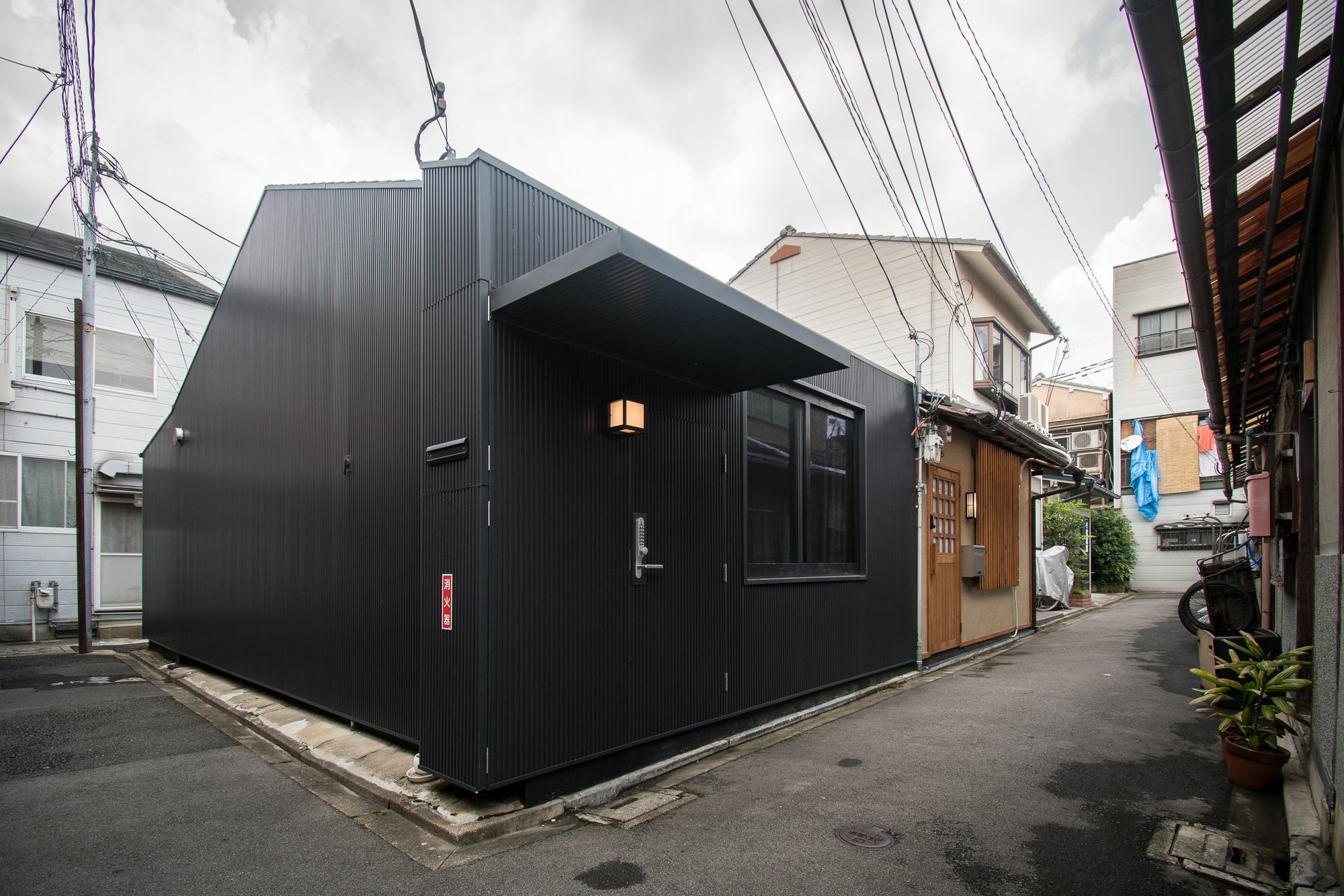 The Black House Kiotó Kültér fotó